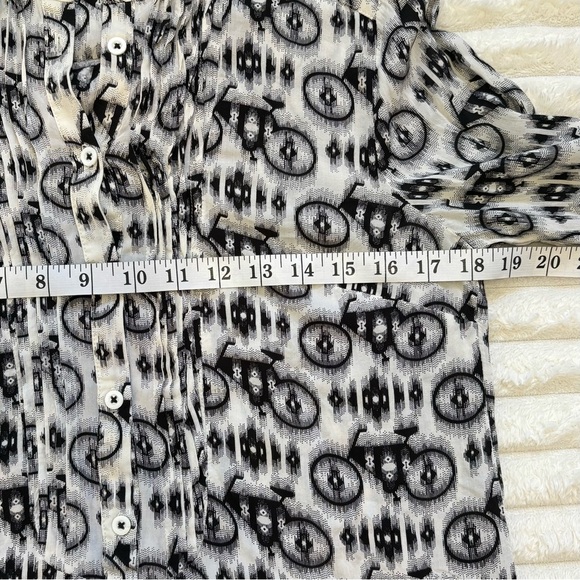 MAEVE by Anthropologie Long Sleeve Button Down Blouse Black and White Size 6 - Picture 8 of 10